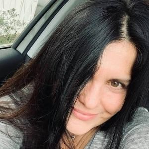 Meet your Posher, Michele